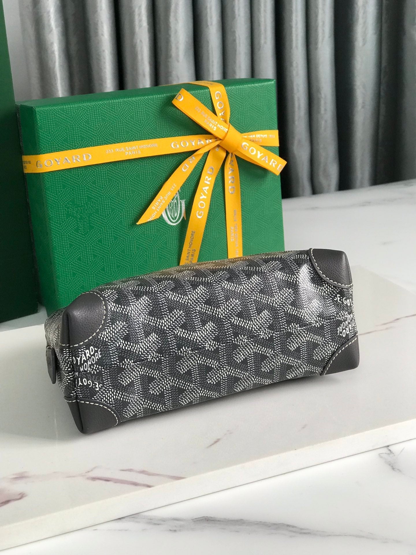 Goyard Vendôme Cosmetic Pouch 17cm Grey Black Goyardine Canvas And Calfskin Trim