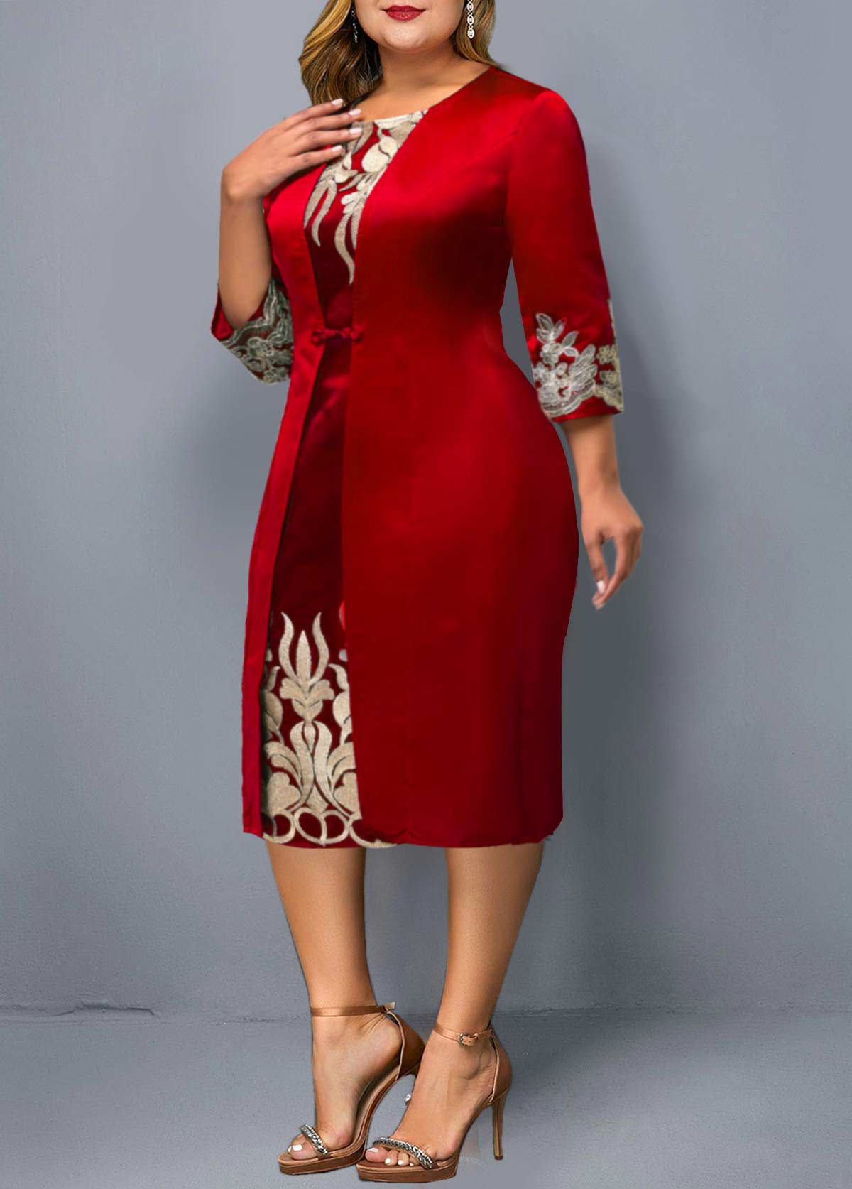 Round Neck 3/4 Sleeve Embroidered Dress