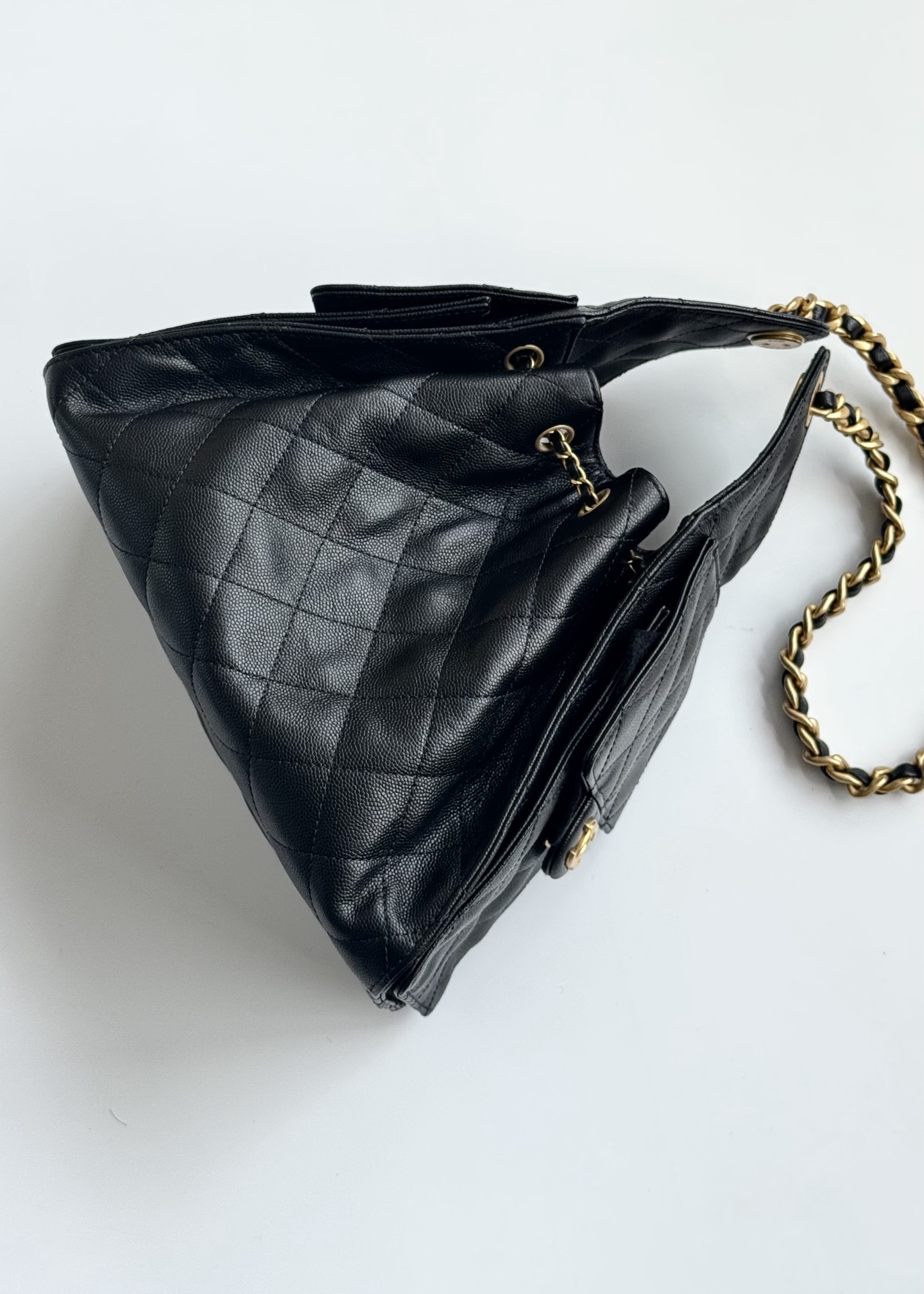 Chanel crossbody bag 25 Small Handbag Grained Calfskin & Gold-Tone Metal Black 30cm/11.8in