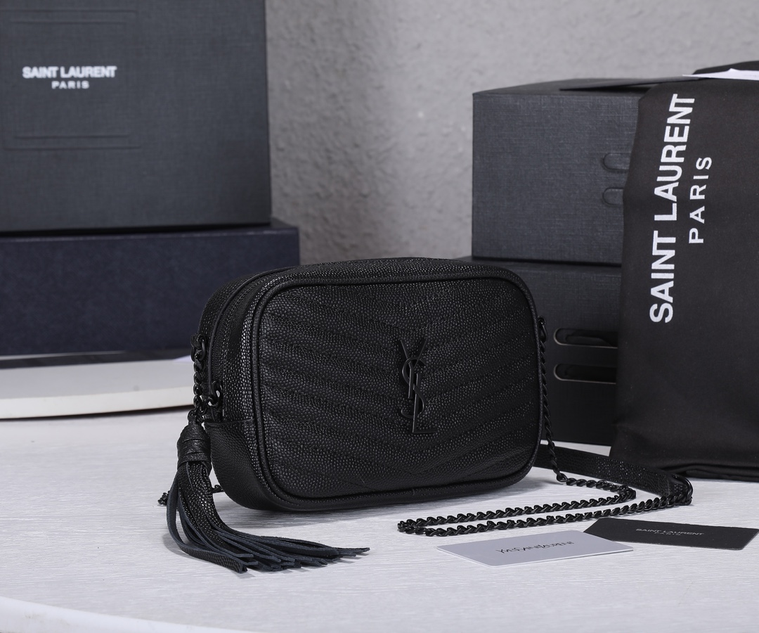 Saint Laurent Lou Camera Bag In Quilted Leather Black 18Cm
