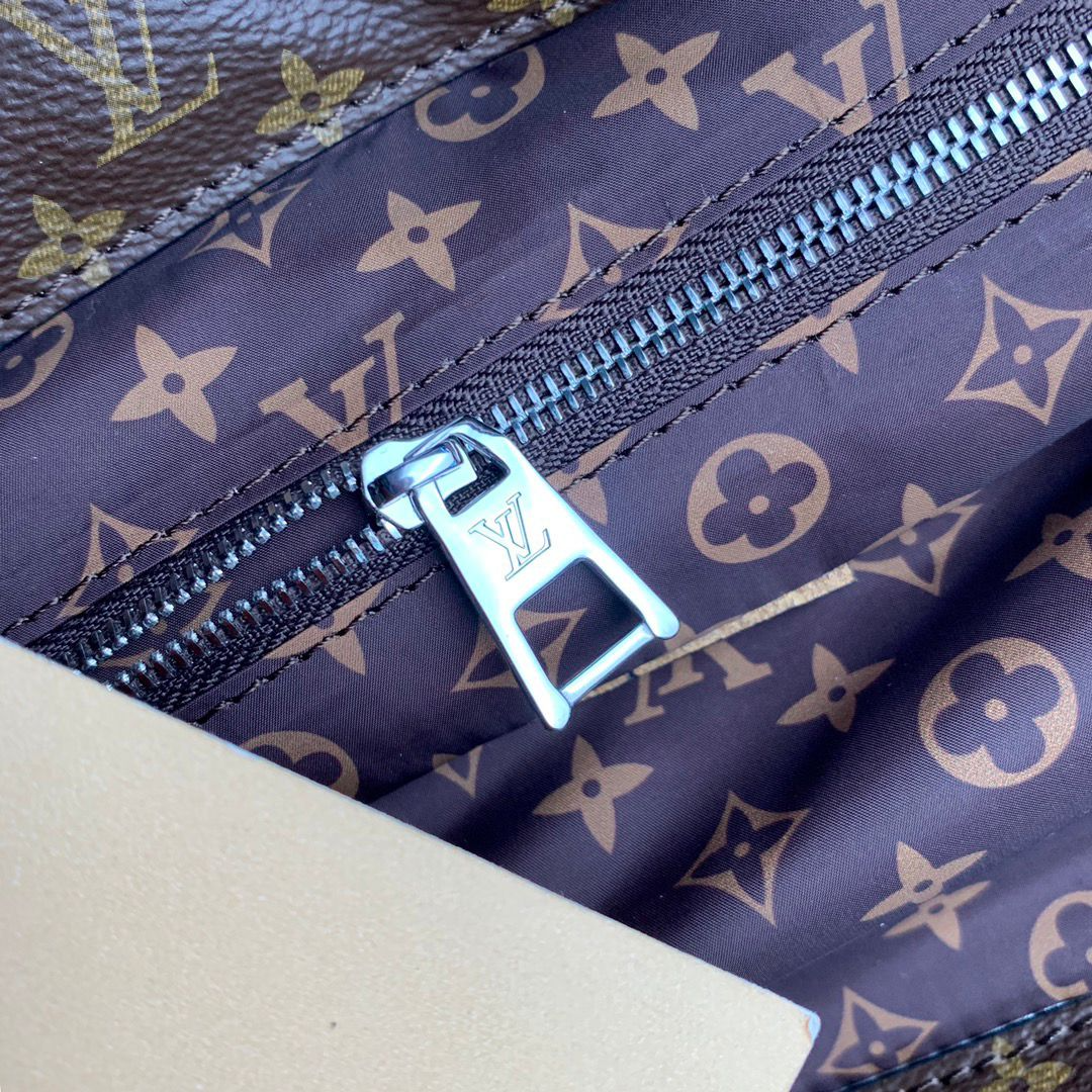 Louis Vuitton Onthego Gm Silver Giant Monogram Econyl Pillow M21053 41cm