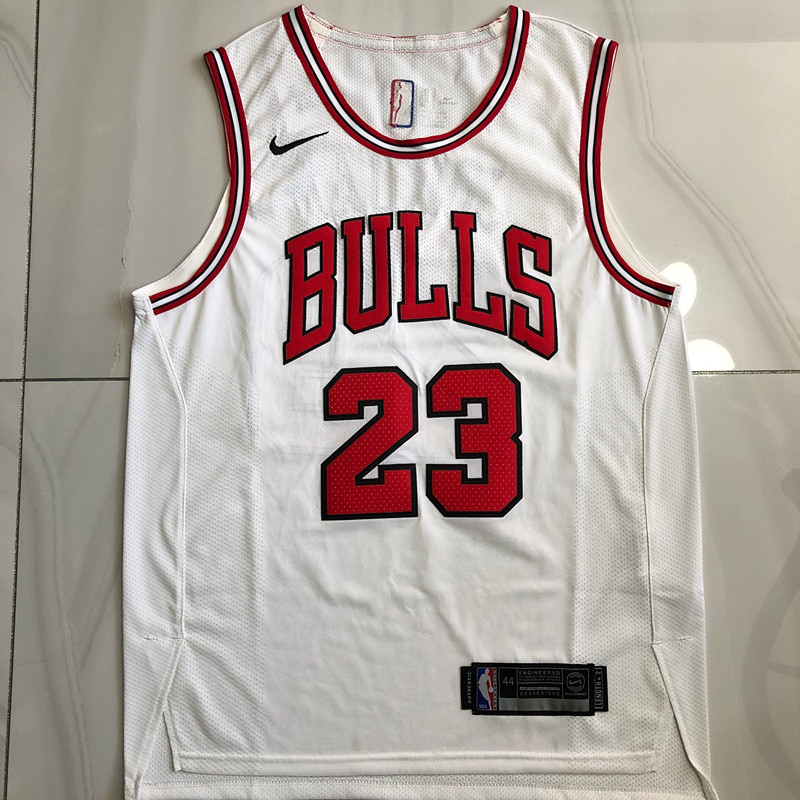 AU Player Edition: Chicago Bulls 23# White Jordan