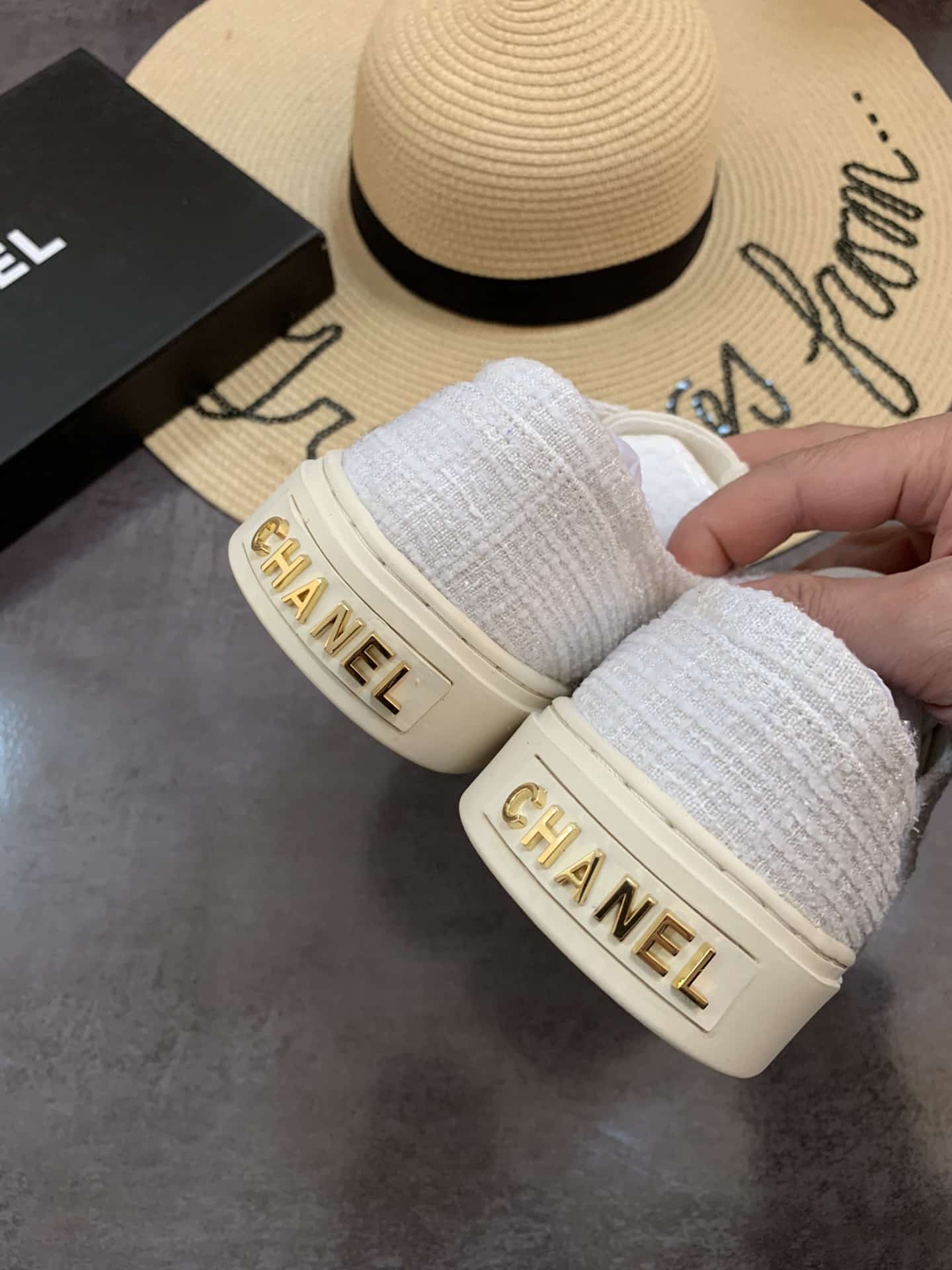 Chanel Cc Sneakers Canvas Mix In White
