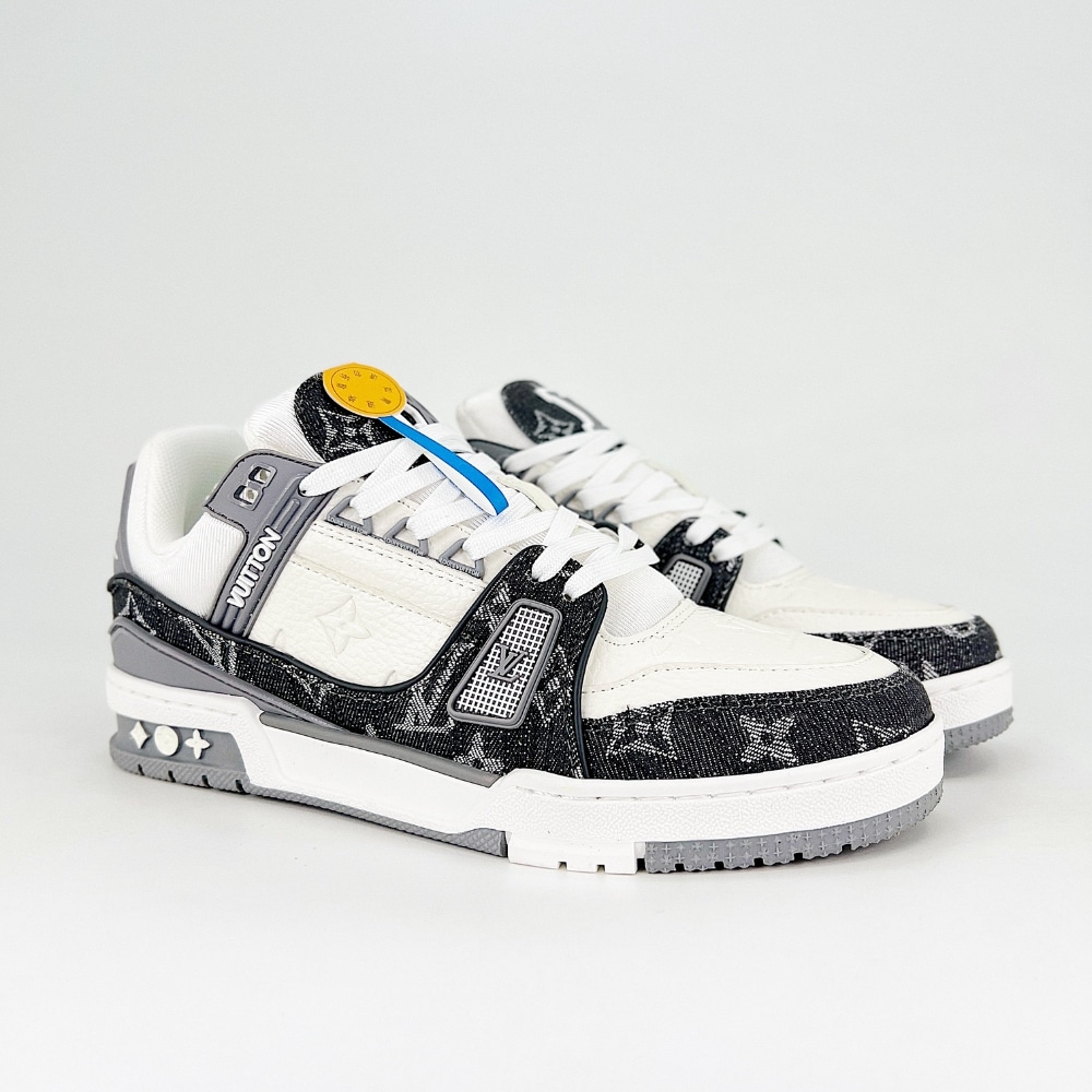 Louis Vuitton Trainer Sneaker Grey 1ADF5I
