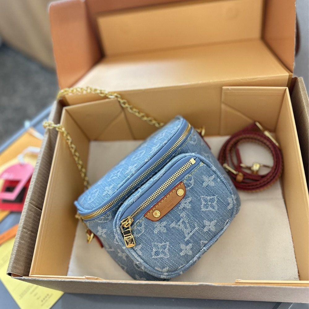 Louis Vuitton Mini Bumbag Monogram Canvas Sky Blue 17Cm M83353