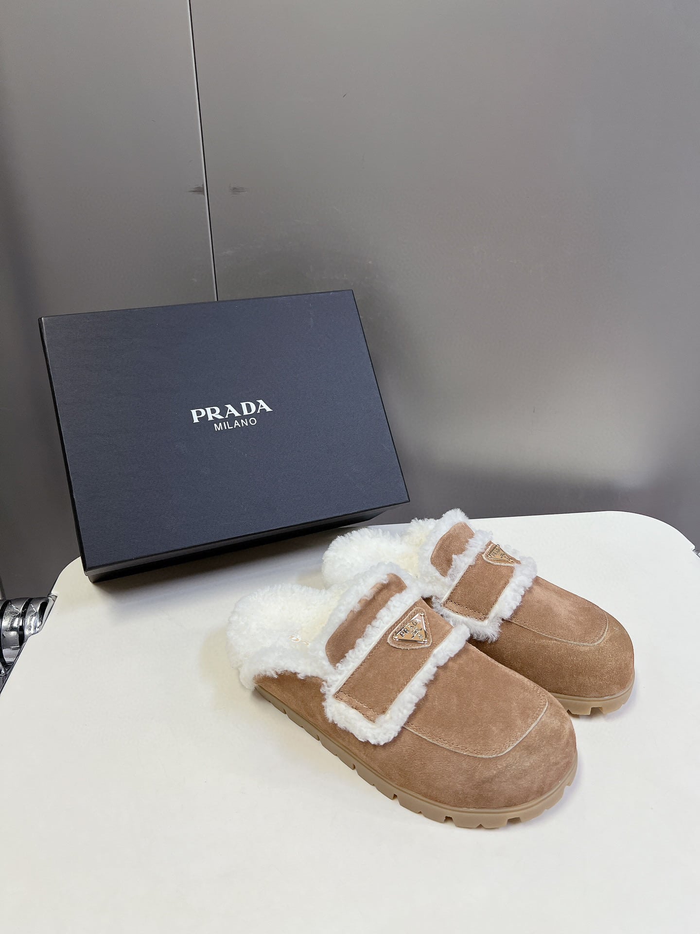 Prada Suede And Shearling Slippers Ecru 1S711M X0O F0379 F Zg20