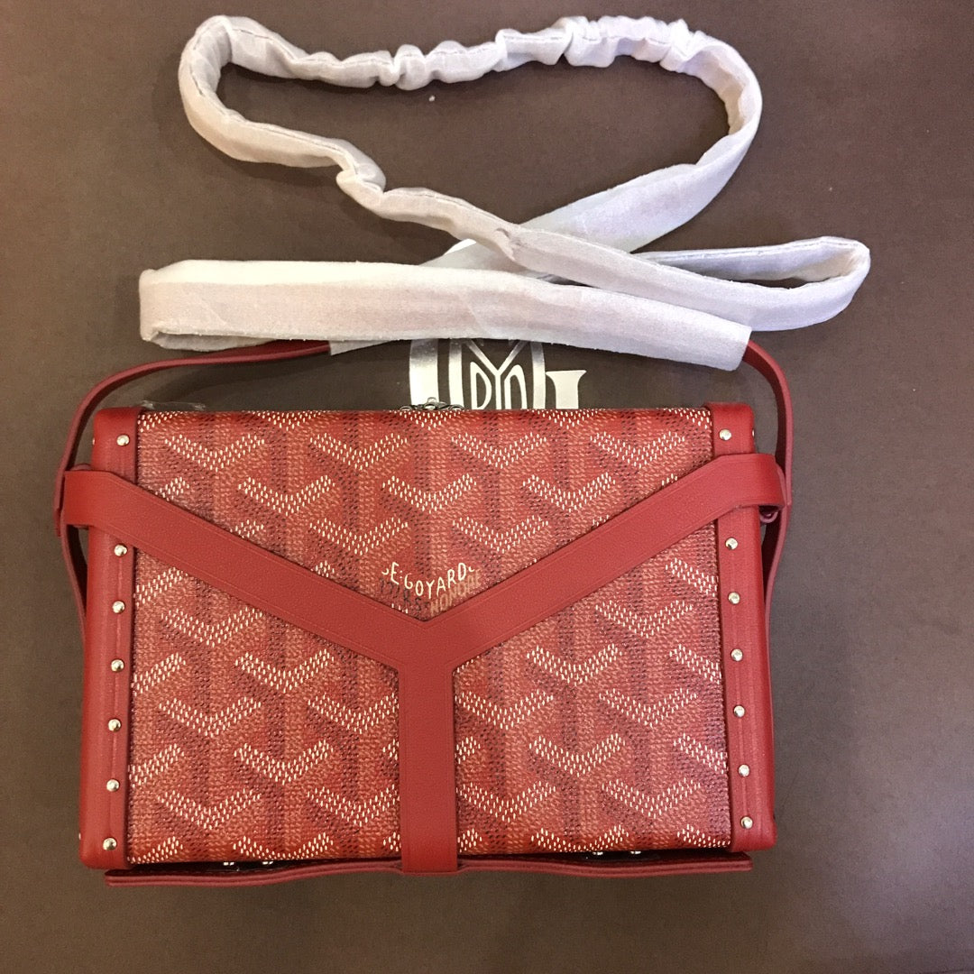 Goyard Minaudiere Trunk Bag 17Cm Red Canvas