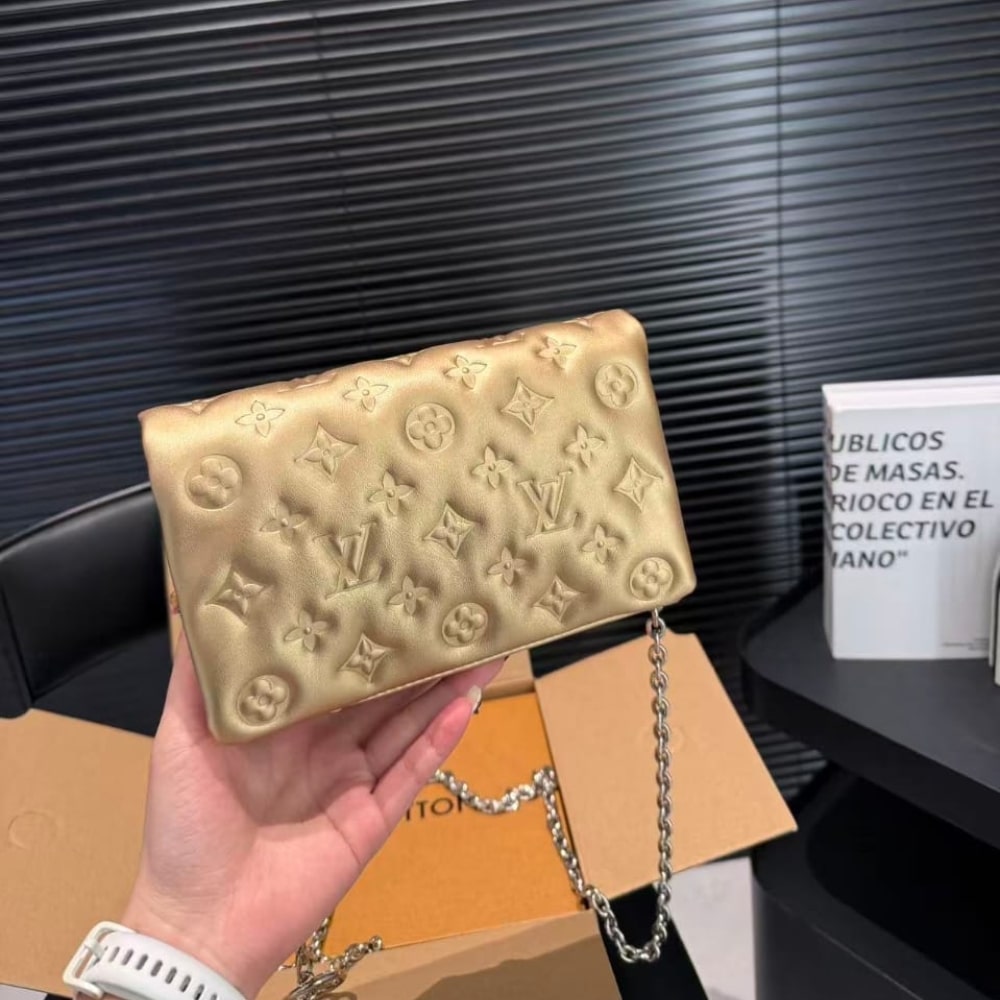 Louis Vuitton Pochette Coussin Monogram Gold 20Cm M80999