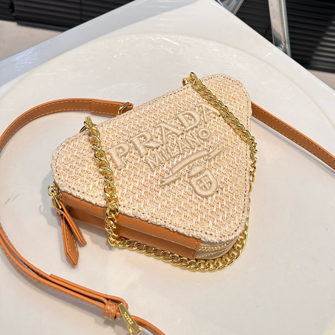 Prada Crochet Mini Pouch Natural 19cm 1NR015 2CXK F0018
