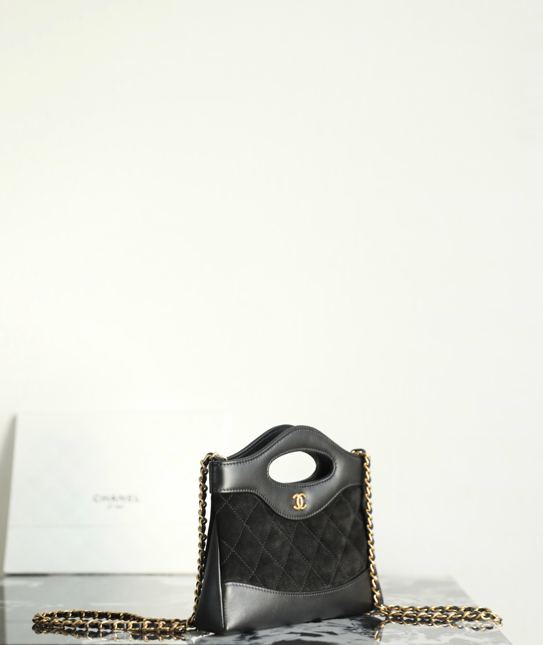 Chanel Crossbody Bag Black 20cm/ 7.9in