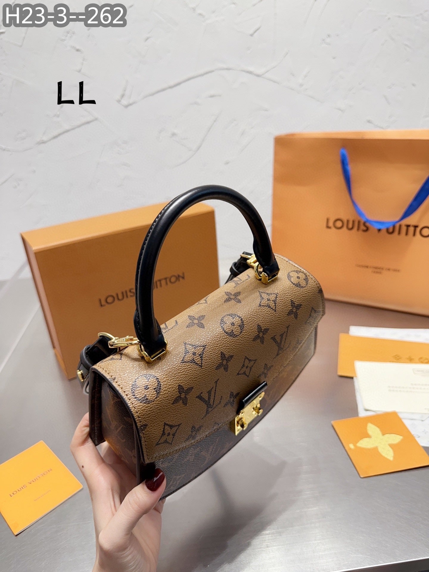 Louis Vuitton Tilsitt Bag Brown 23Cm M46548