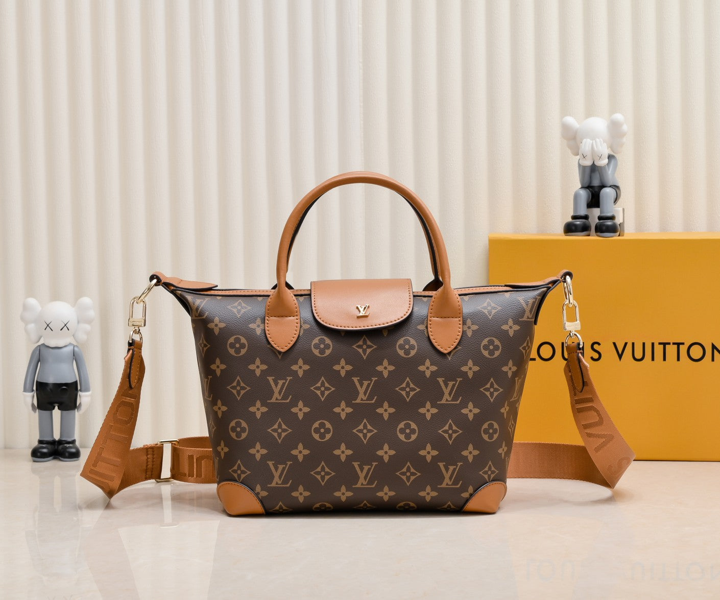 Louis Vuitton Tote Bag Monogram Canvas Brown 26Cm