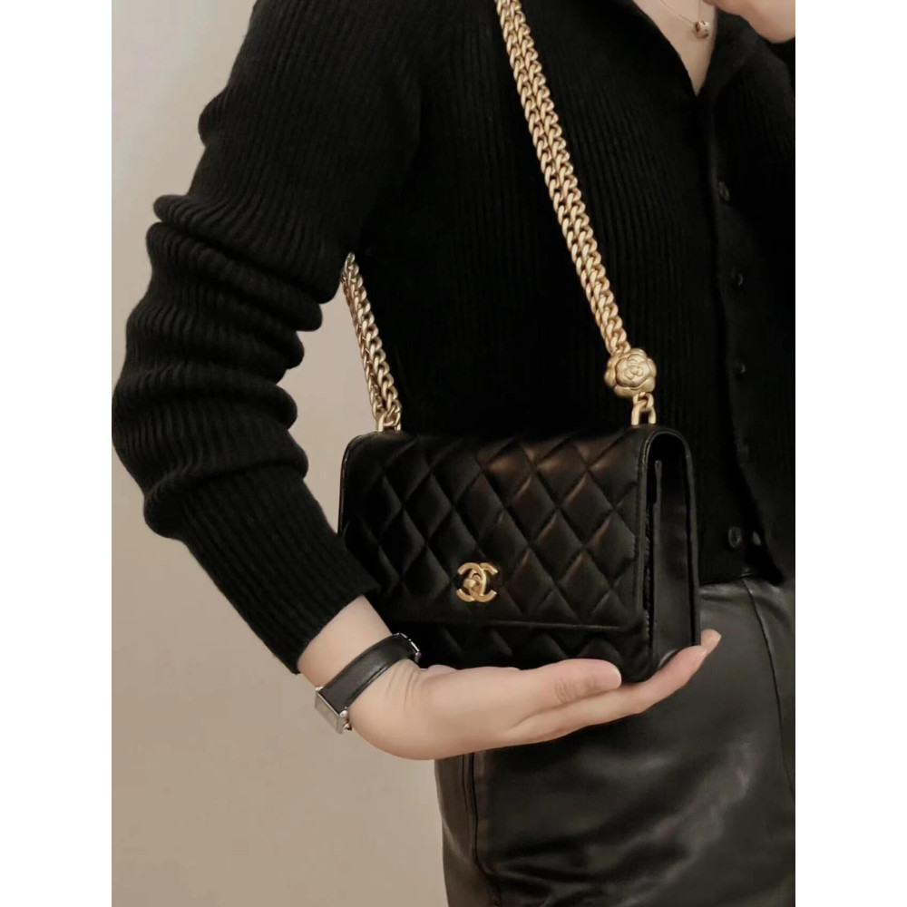 Chanel Camellia Crush Wallet On Chain Lambskin 19.2cm