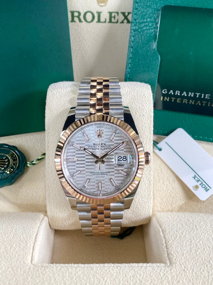 【Super Clone】RLX Datejust 41mm 126331 Silver Fluted Motif Dial Two Tone Stainless Steel & 18K Rose Gold Jubilee Bracelet Men's Watch