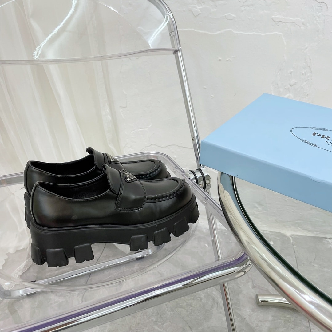 Prada Monolith Brushed Black Leather Loafers 2De129B4Lf0002
