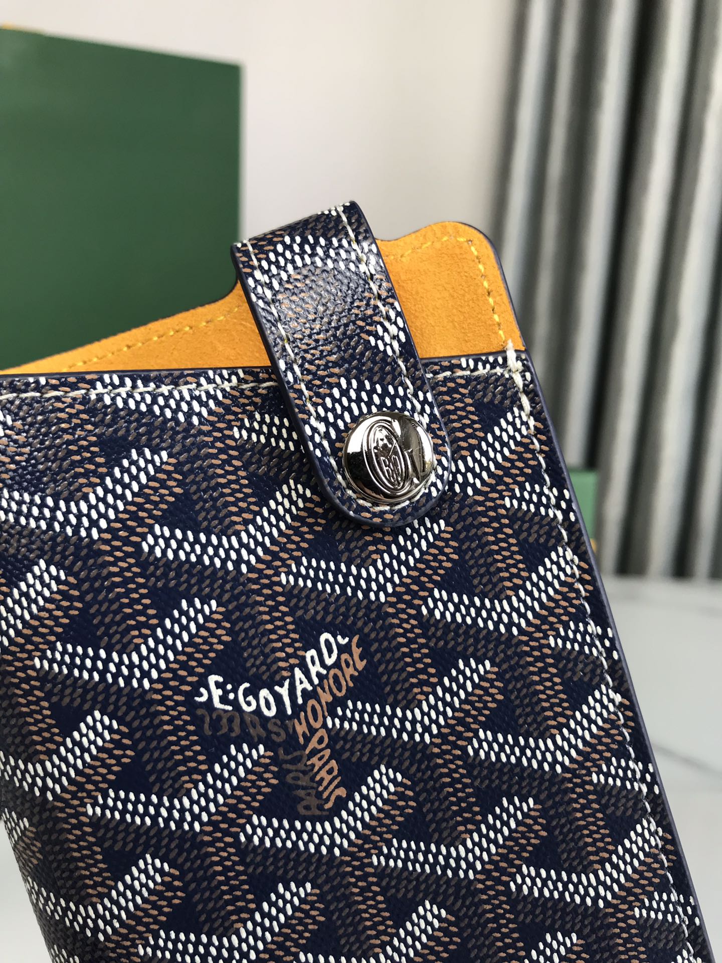 Goyard Montmartre Gm Case 18 Cm Navy Blue Goyardine Canvas