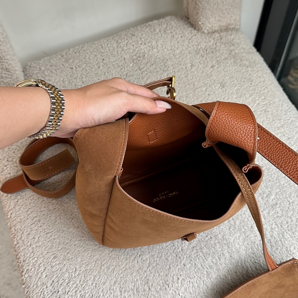 Saint Laurent Le 5 A 7 Supple In Suede Golden Brown 24Cm