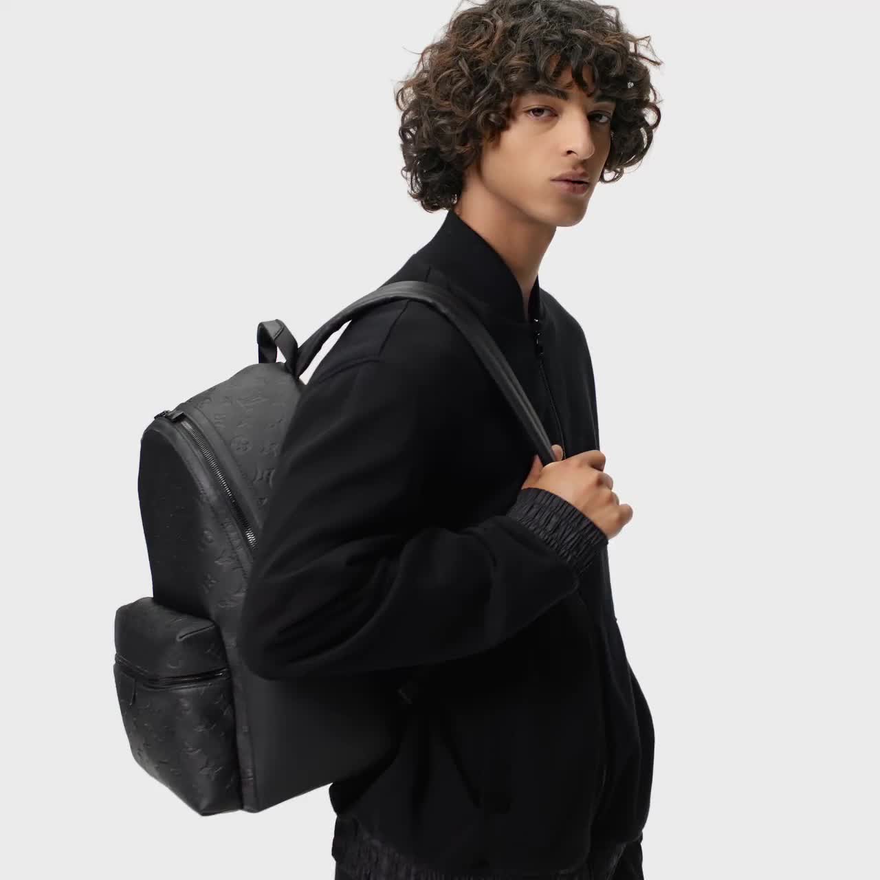 Louis Vuitton Discovery Backpack M46553