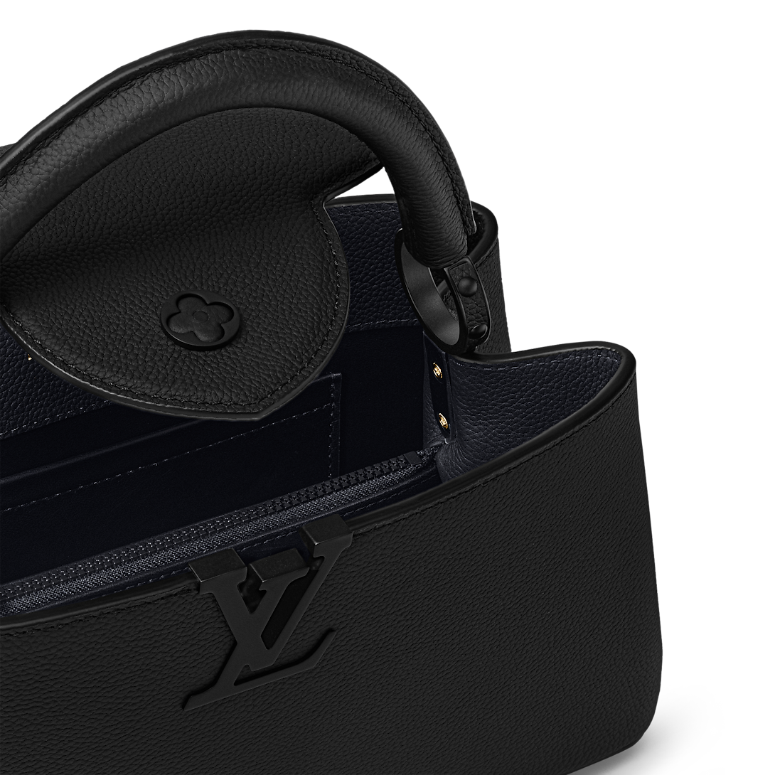 Louis Vuitton Capucines East-West Mm M23947