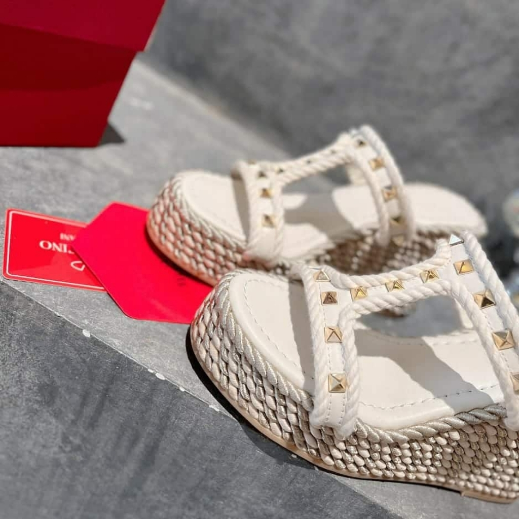 Valentino Rockstud Laminated Nappa Wedge Sandal Natural 4W2S0GI5DYM YBS
