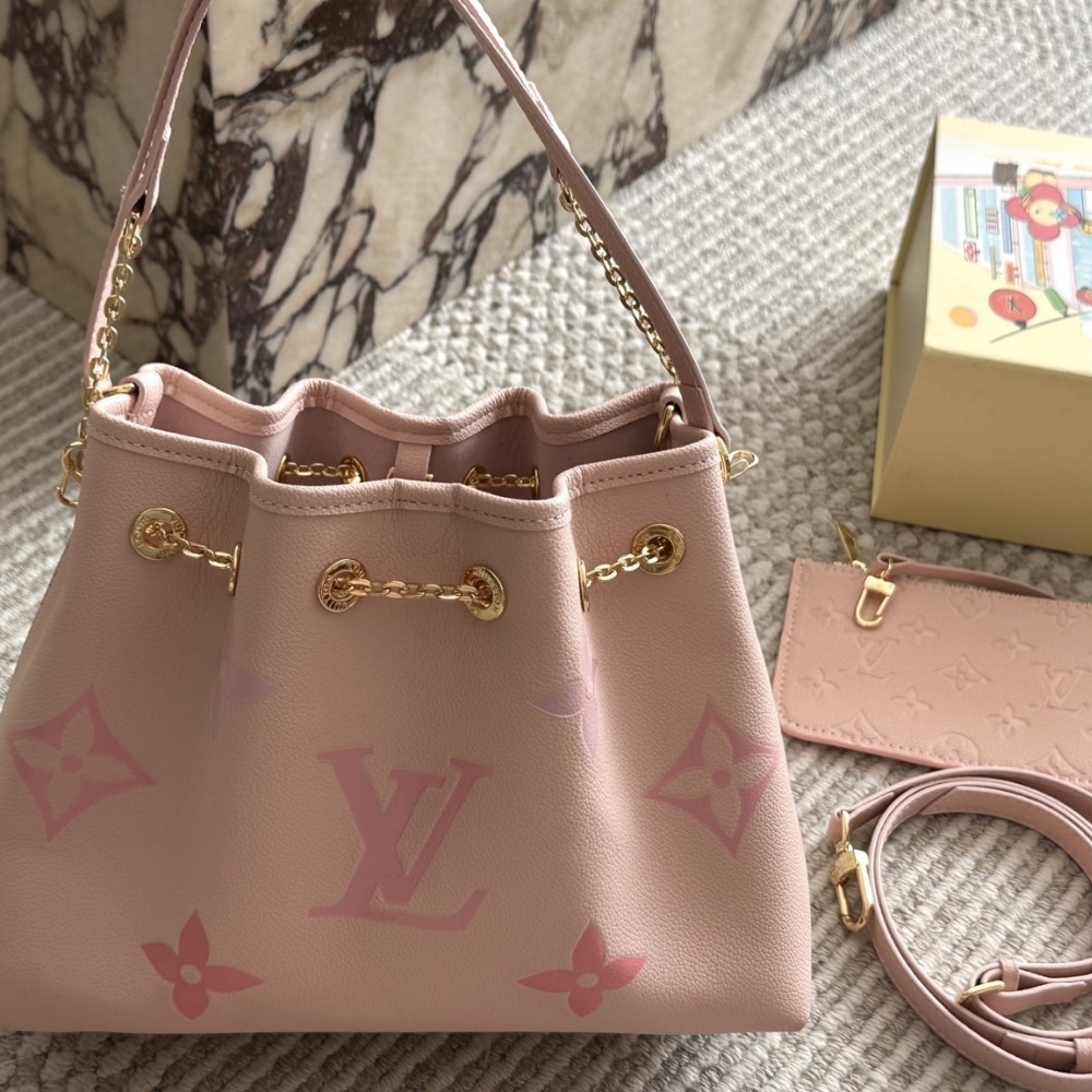 Louis Vuitton Summer Bundle Pink 28cm