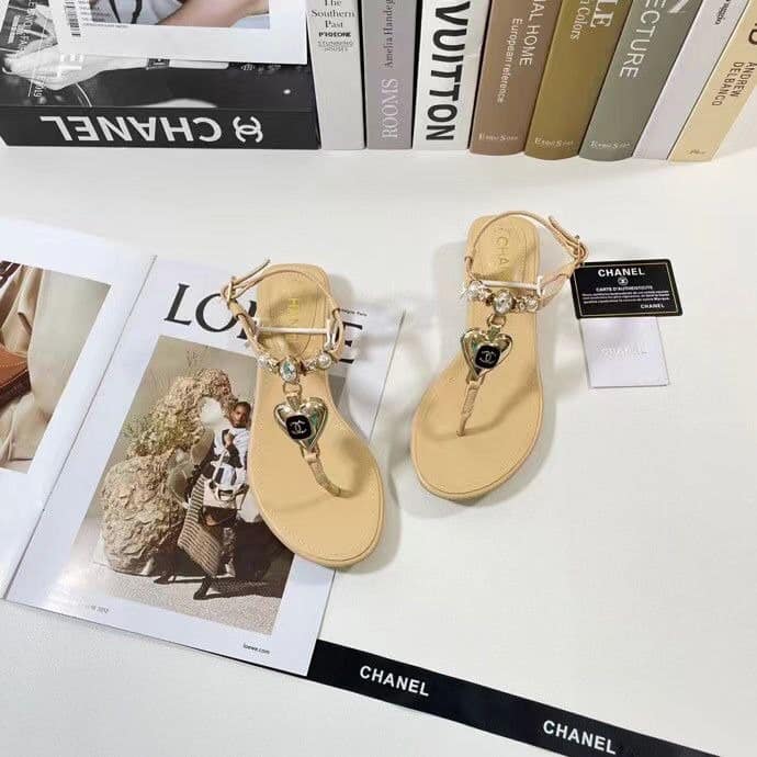 Chanel Shiny Pearl Crystal Cc Heart Thong Sandals Yellow G39674 X01000 0S083