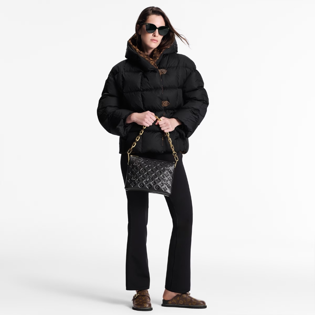 Louis Vuitton Coussin PM Black 26Cm M21260