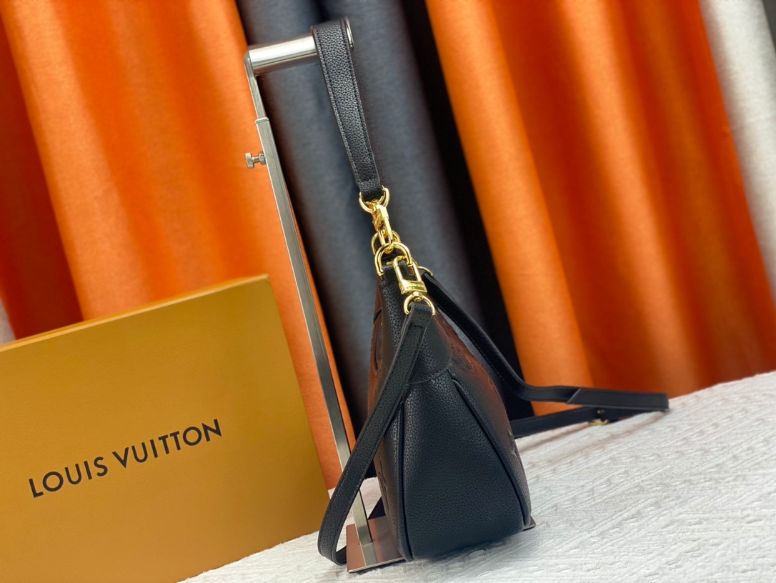 Louis Vuitton Bagatelle 22Cm Full Black M46002