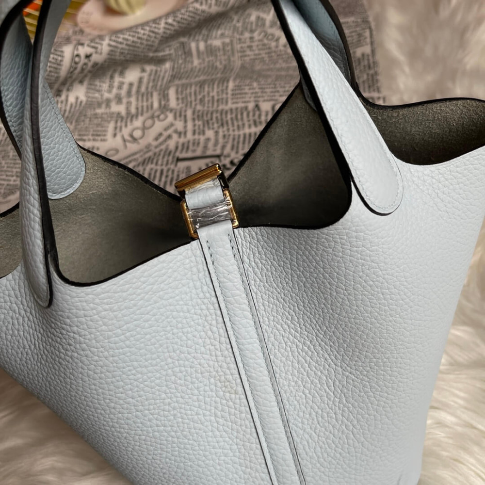 Hermes Picotin Lock Bag In Taurillon Clemence Bleu Pale 22Cm