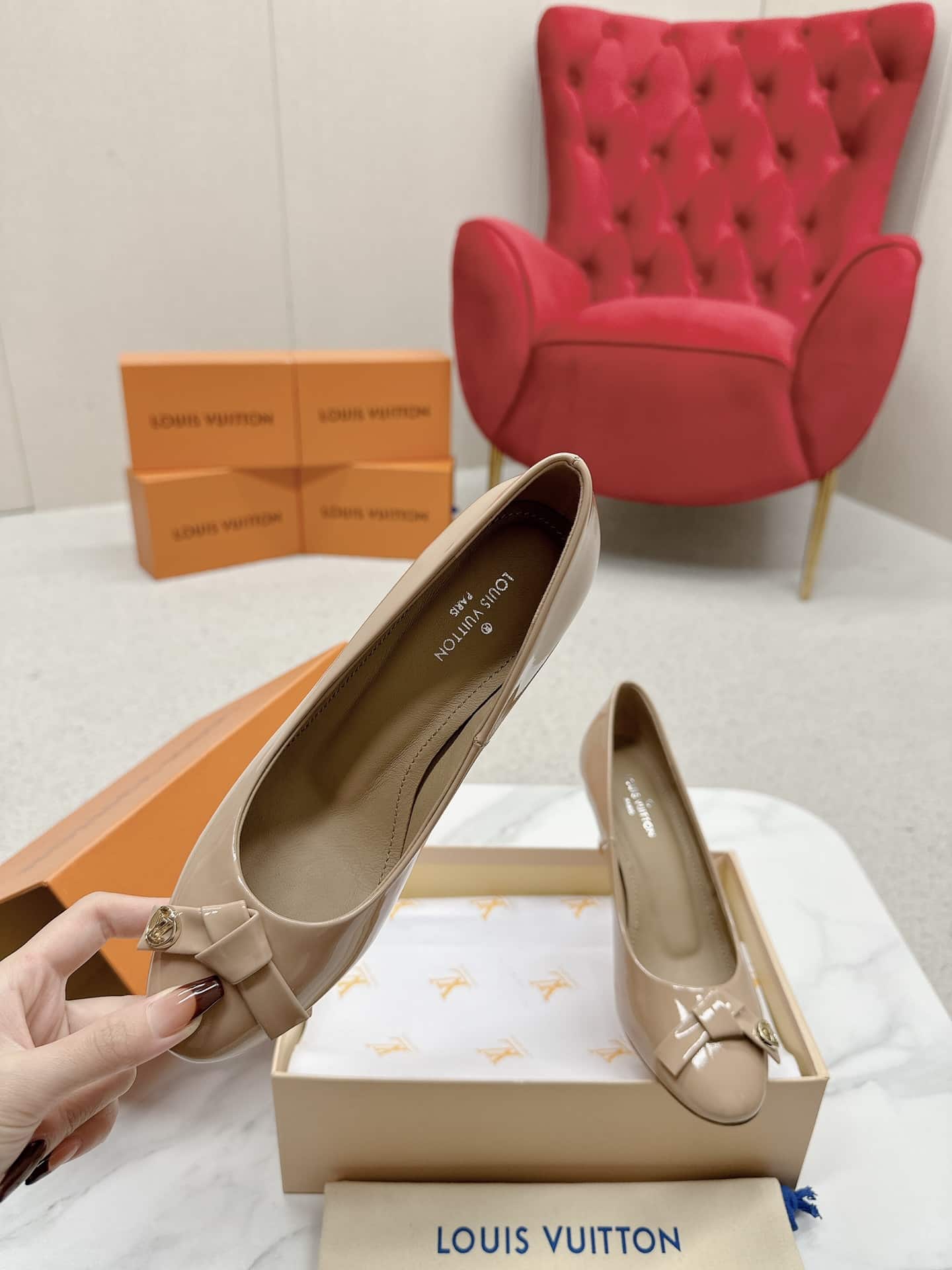Louis Vuitton Fiancee Pumps Beige