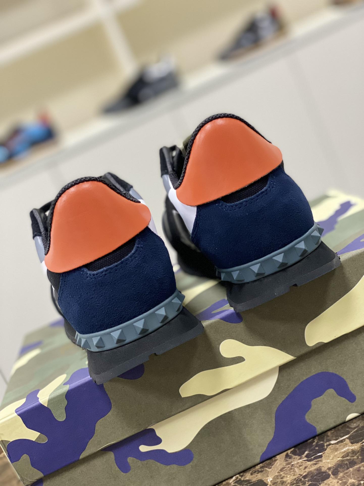 Valentino Sneakers