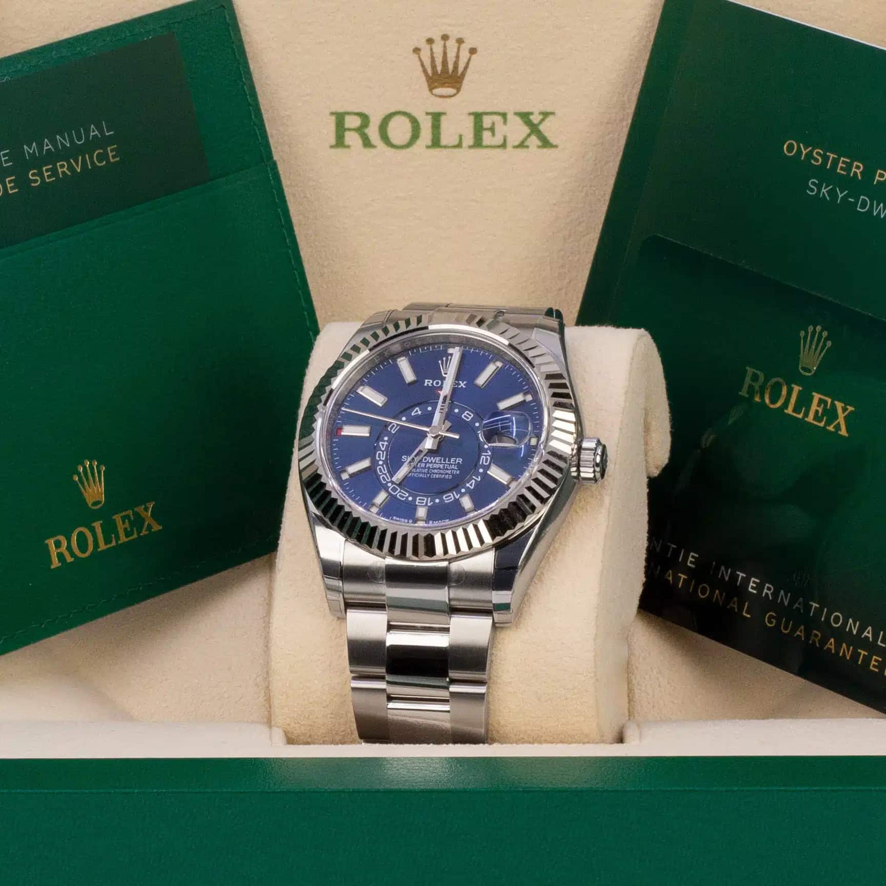 Rolex Sky-Dweller 42 mm Bright blue Dial 336934 Oyster