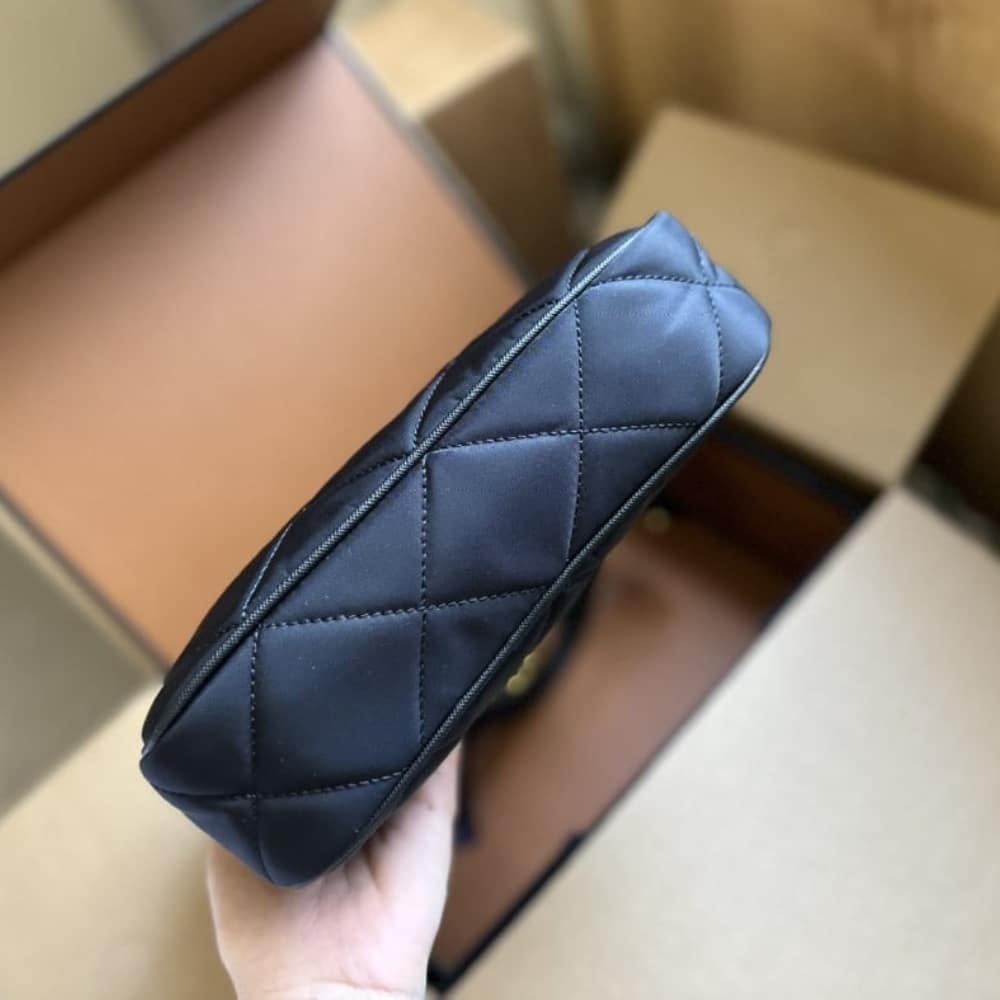 Prada Re Edition 1995 Chaîne Re Nylon Mini Bag Black 22Cm 1Bc204 2Aos F0002 V Qoo