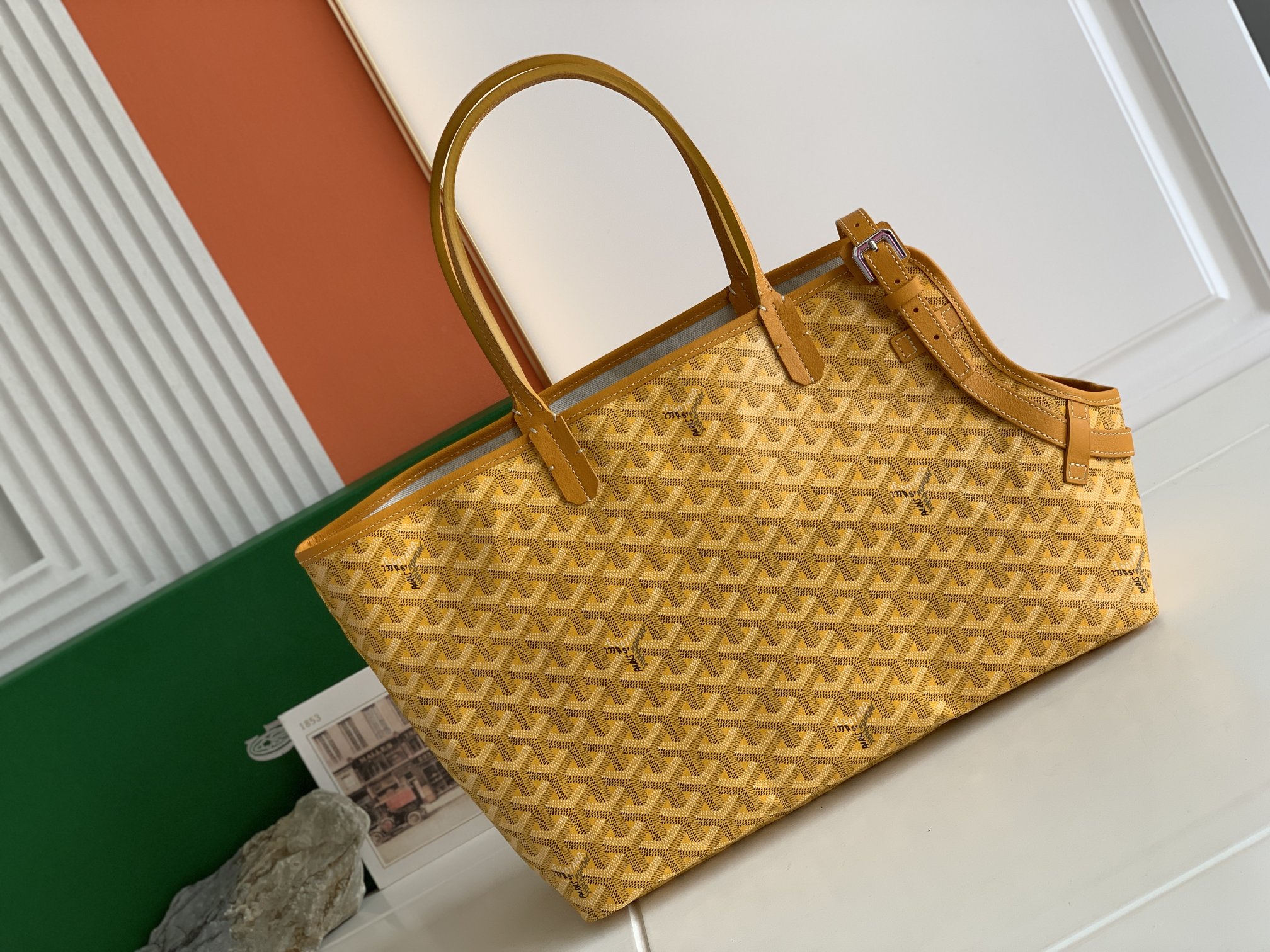 Goyard-Chien Gris Pet Carrier