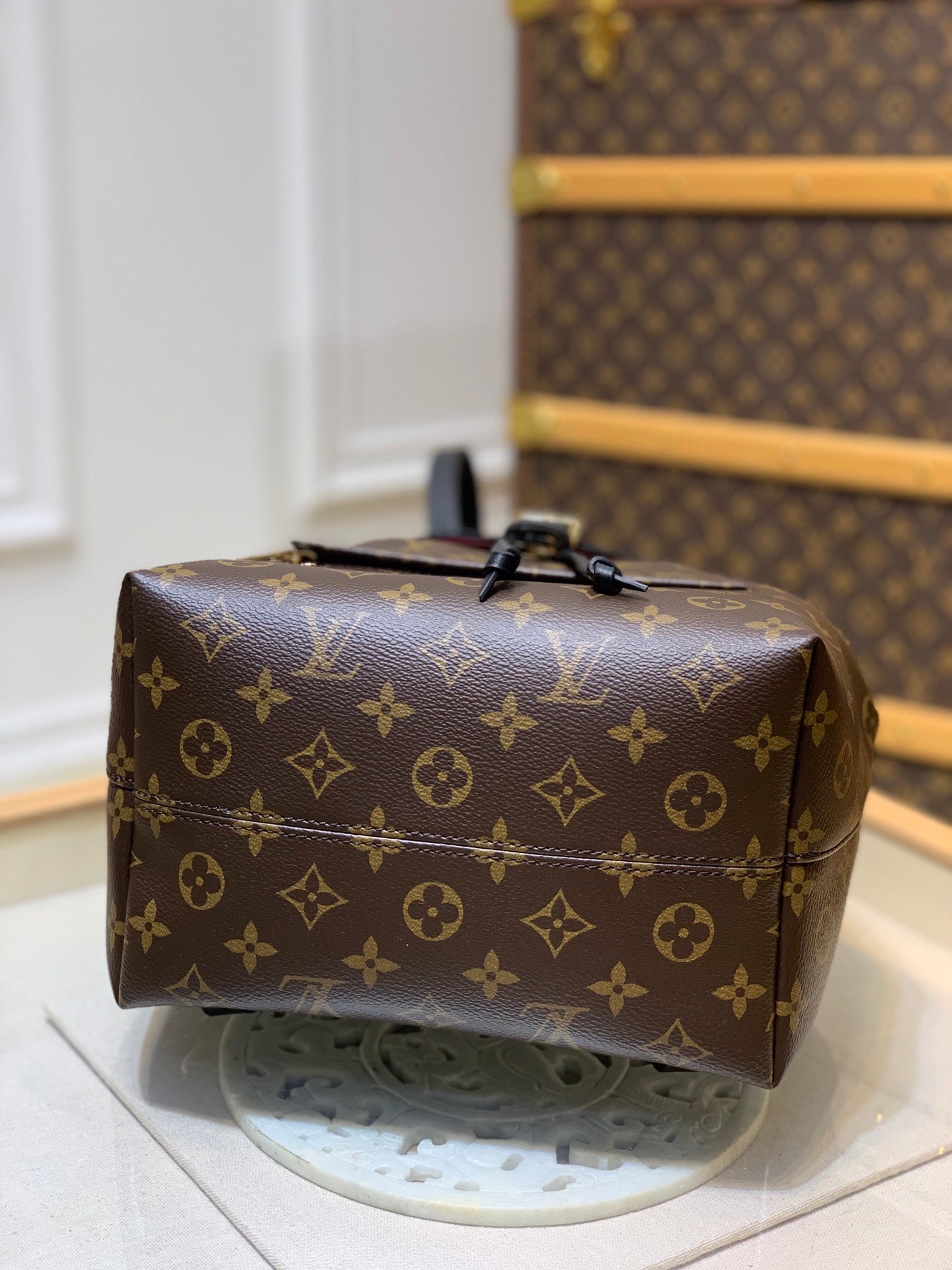 Louis Vuitton Montsouris 33Cm Black