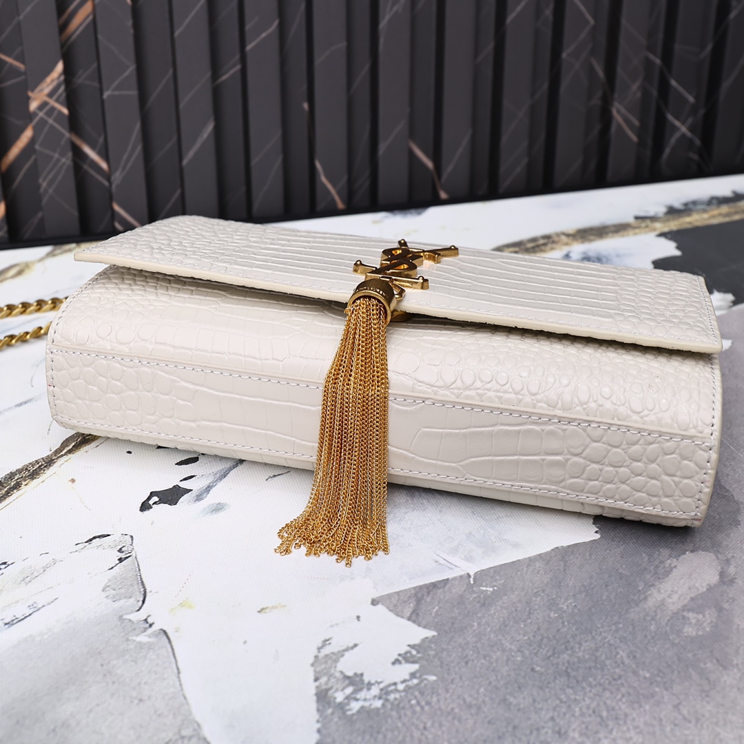 Saint Laurent Kate Medium Chain Bag With Tassel In Shiny White
