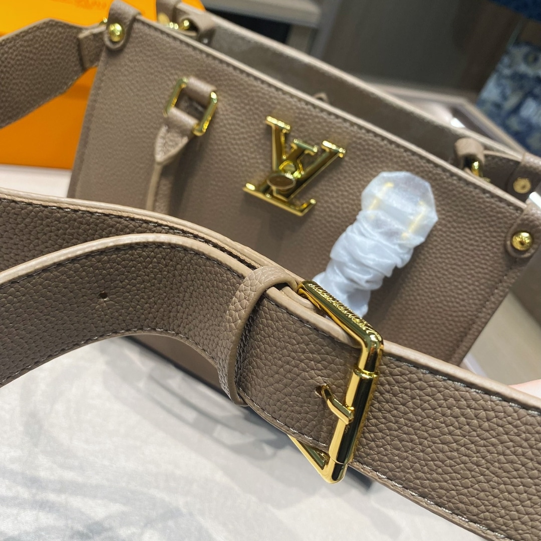 Louis Vuitton Lock And Go Bags Dark Beige 24Cm