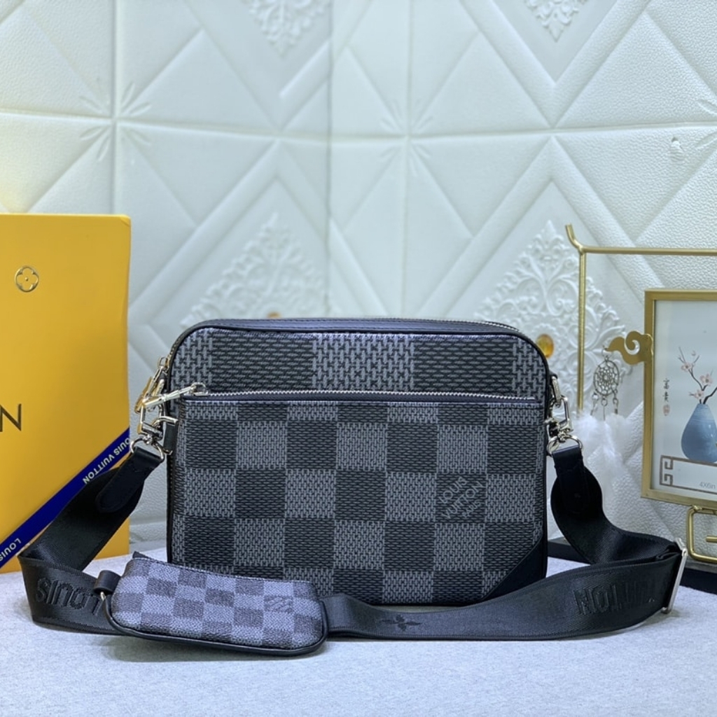 Louis Vuitton Trio Messenger Bag Damier Canvas Black 25Cm N50017