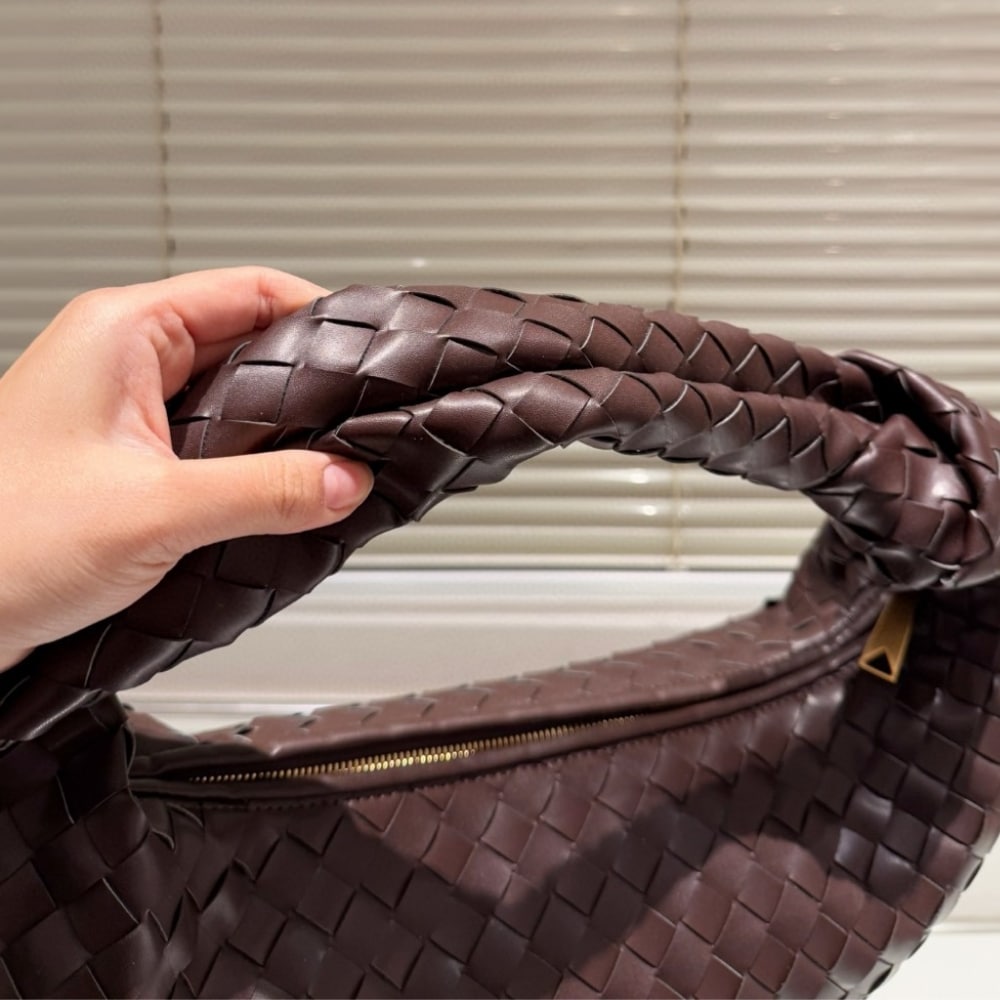 Bottega Veneta Classic Jodie Bag In Fondant 49Cm