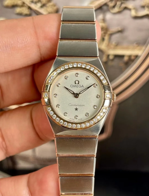 Omega Constellation Ladies' Selection 25mm steel ‑ yellow gold on steel ‑ yellow gold 131.25.25.60.55.002