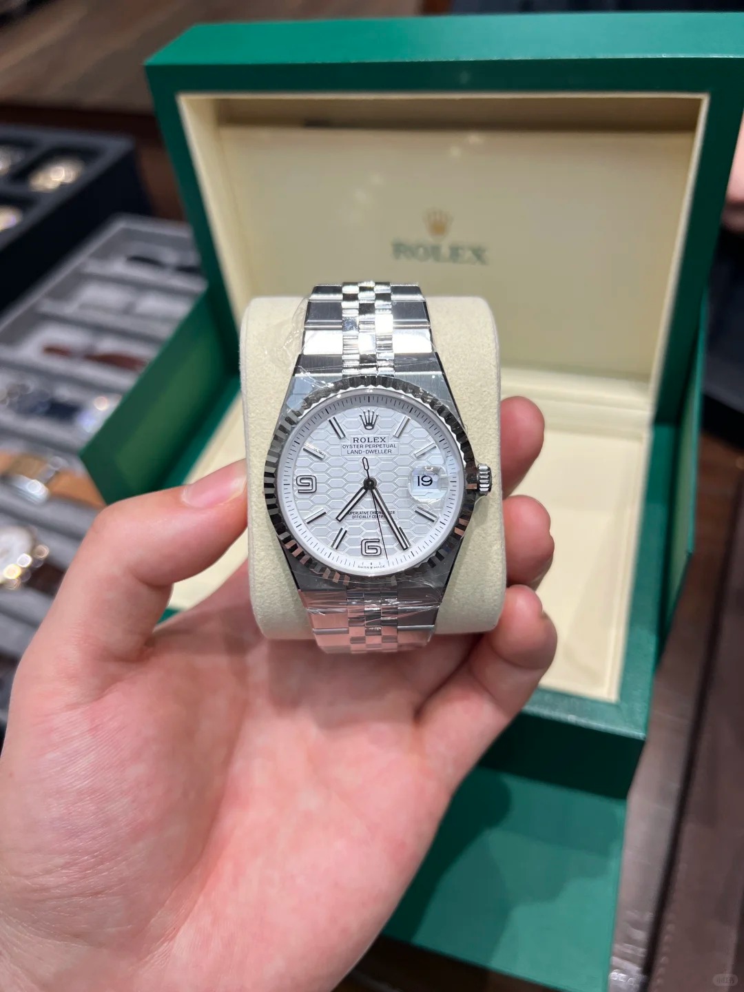 【Super Clone】RLX Land-Dweller 127334-0001 White Honeycomb Dial White Rolesor Jubilee Bracelet 40mm