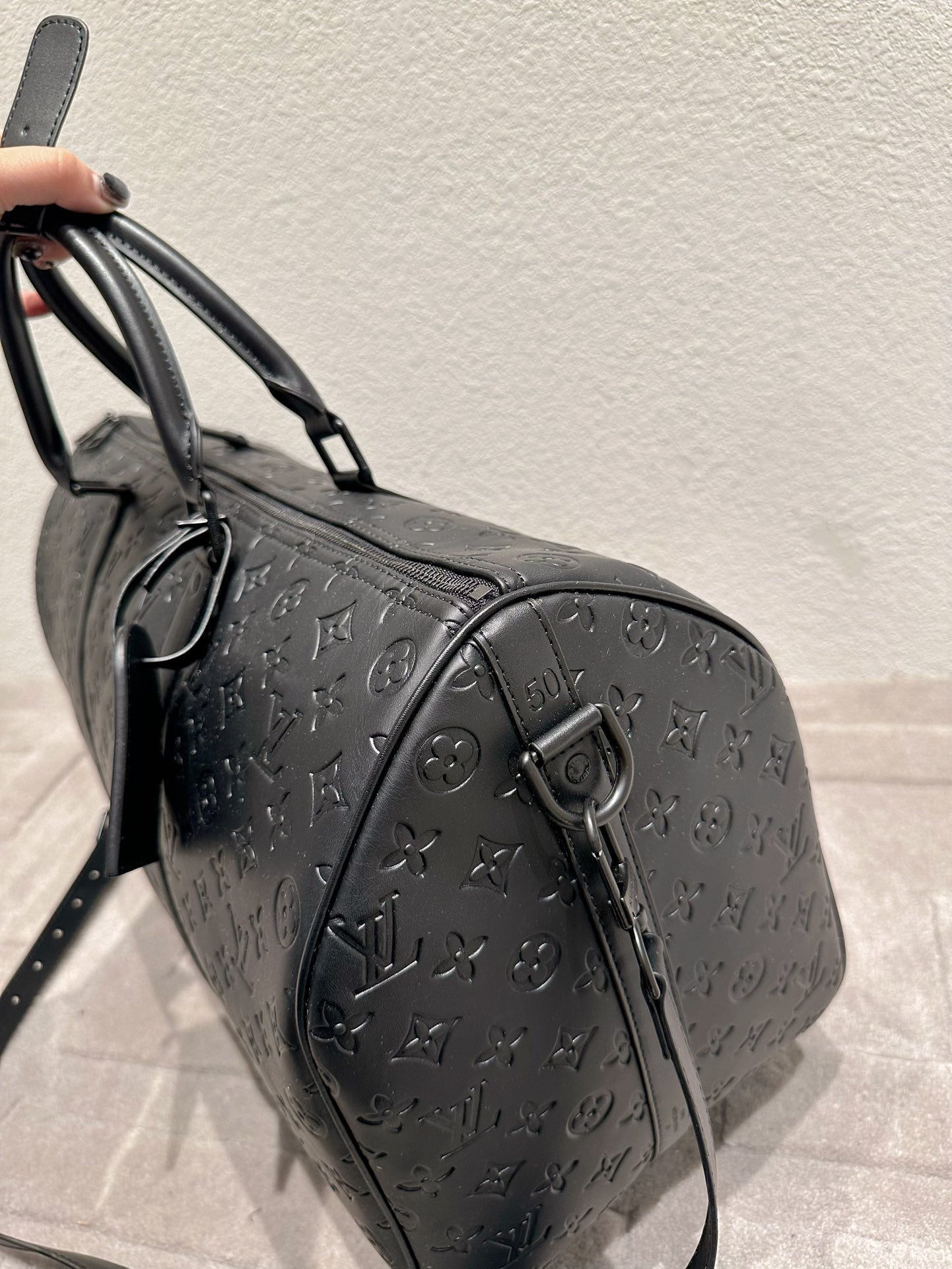 Louis Vuitton Keepall Bandouliere 50 Black 50cm M44810