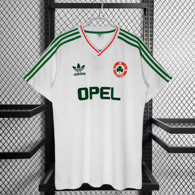 retro 1990-92 Republic of Ireland away retro football jersey