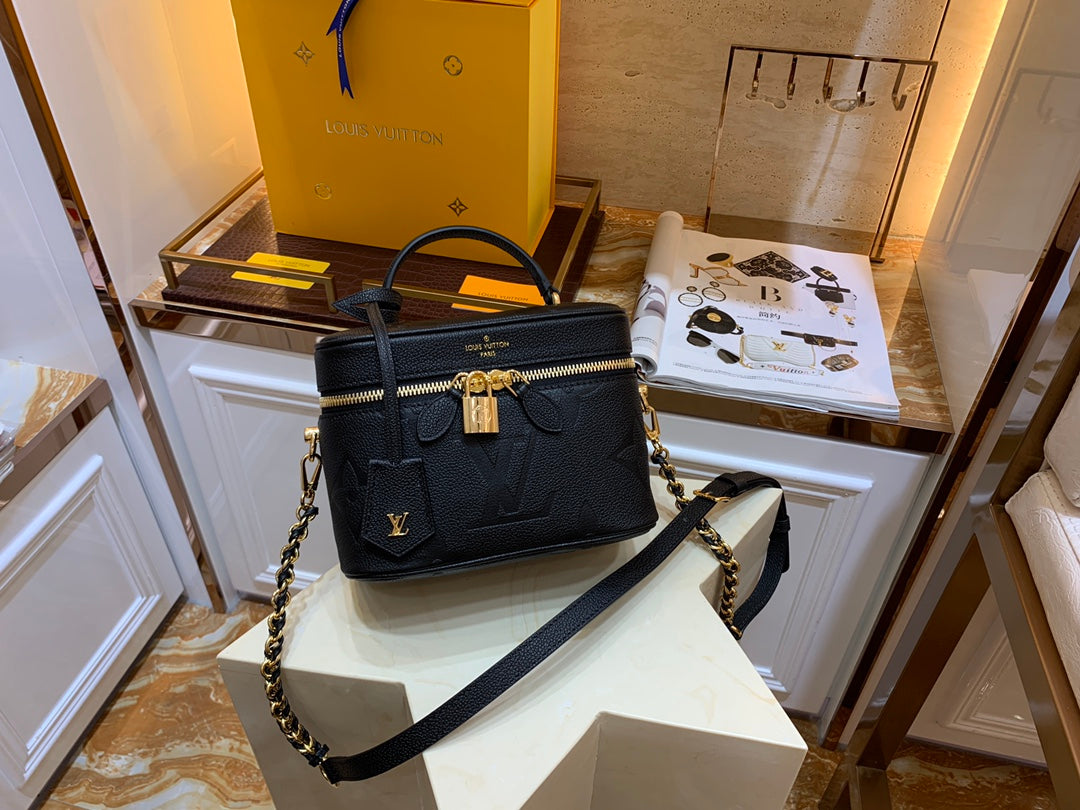 Louis Vuitton Vanity Pm Black 19cm/7.5in