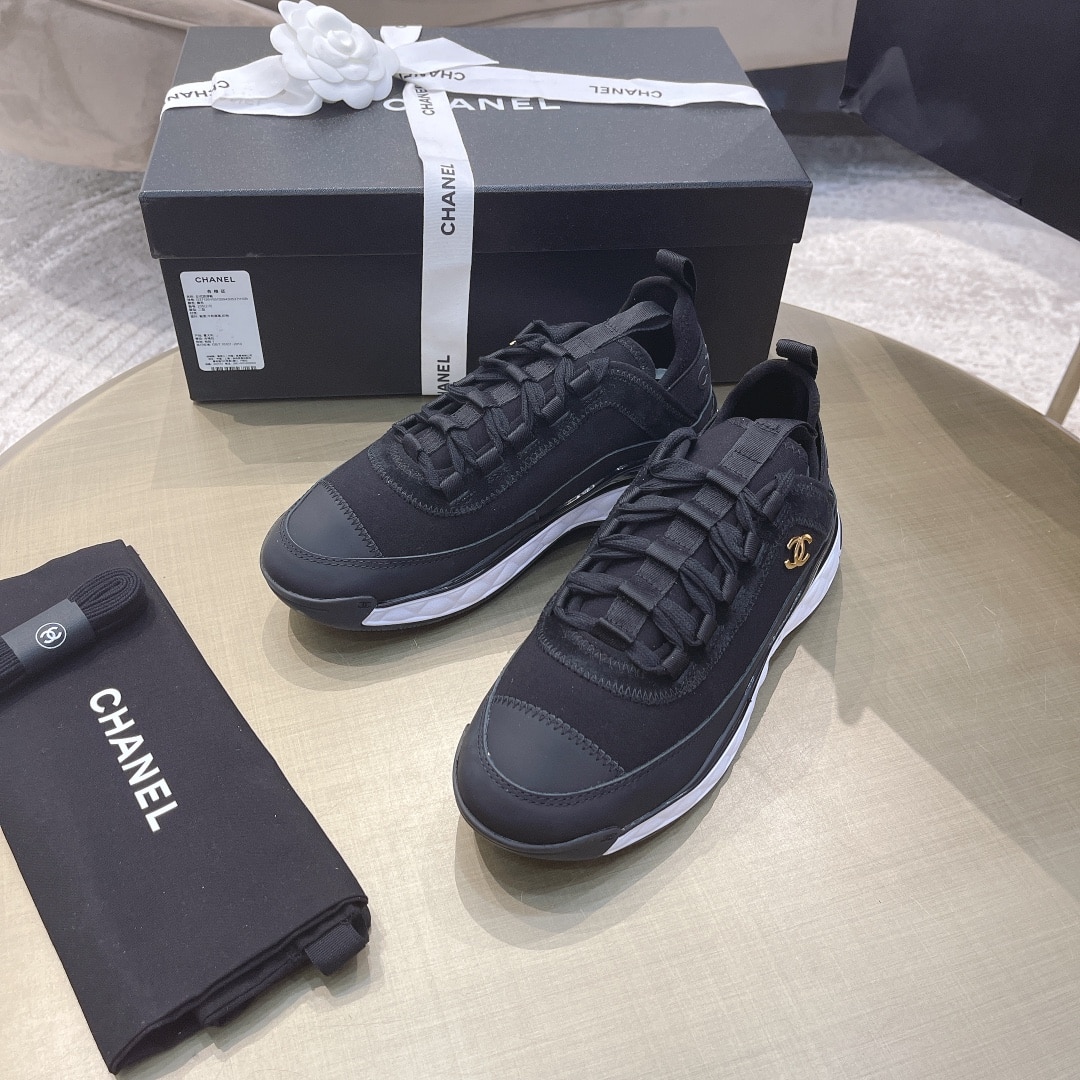 Chanel Logo Low Top Trainer Sneakers Black G35617