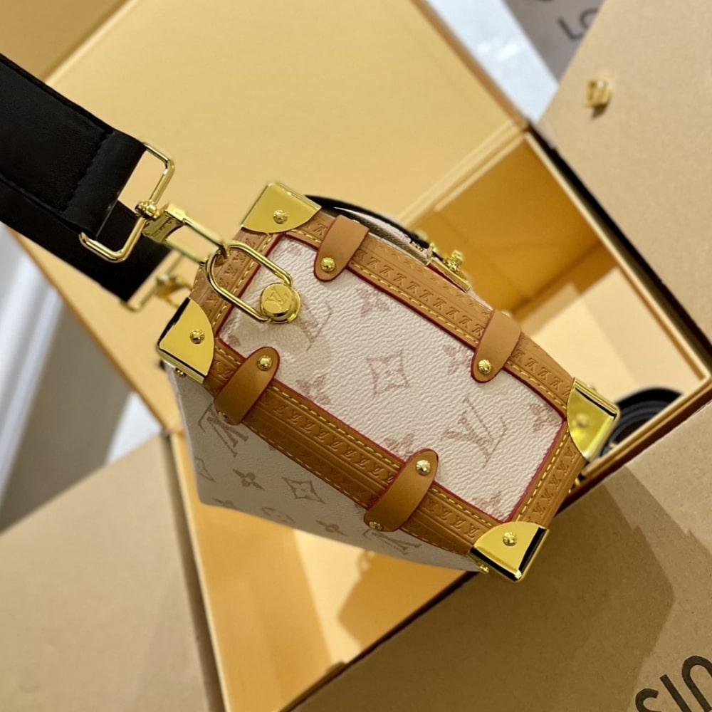 Louis Vuitton Side Trunk MM Monogram Dune 23Cm M46907