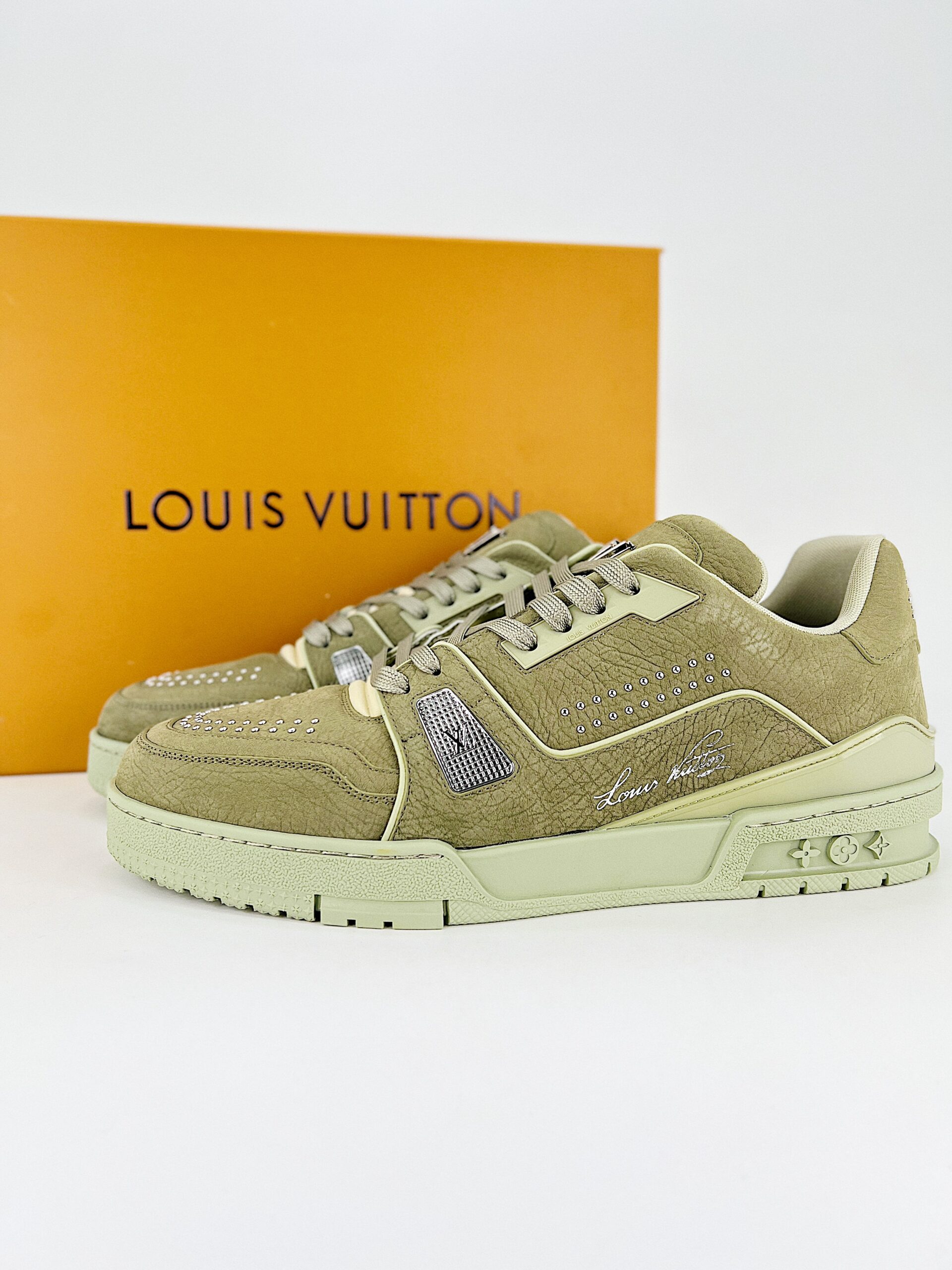 Louis Vuitton Lv Trainer Sneaker Green 1Adha1
