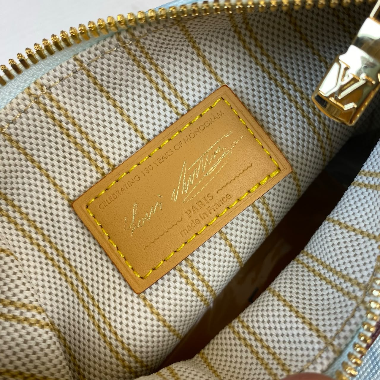 Louis Vuitton Hills Pochette Bag Bleu Courrier 18.5cmM28250
