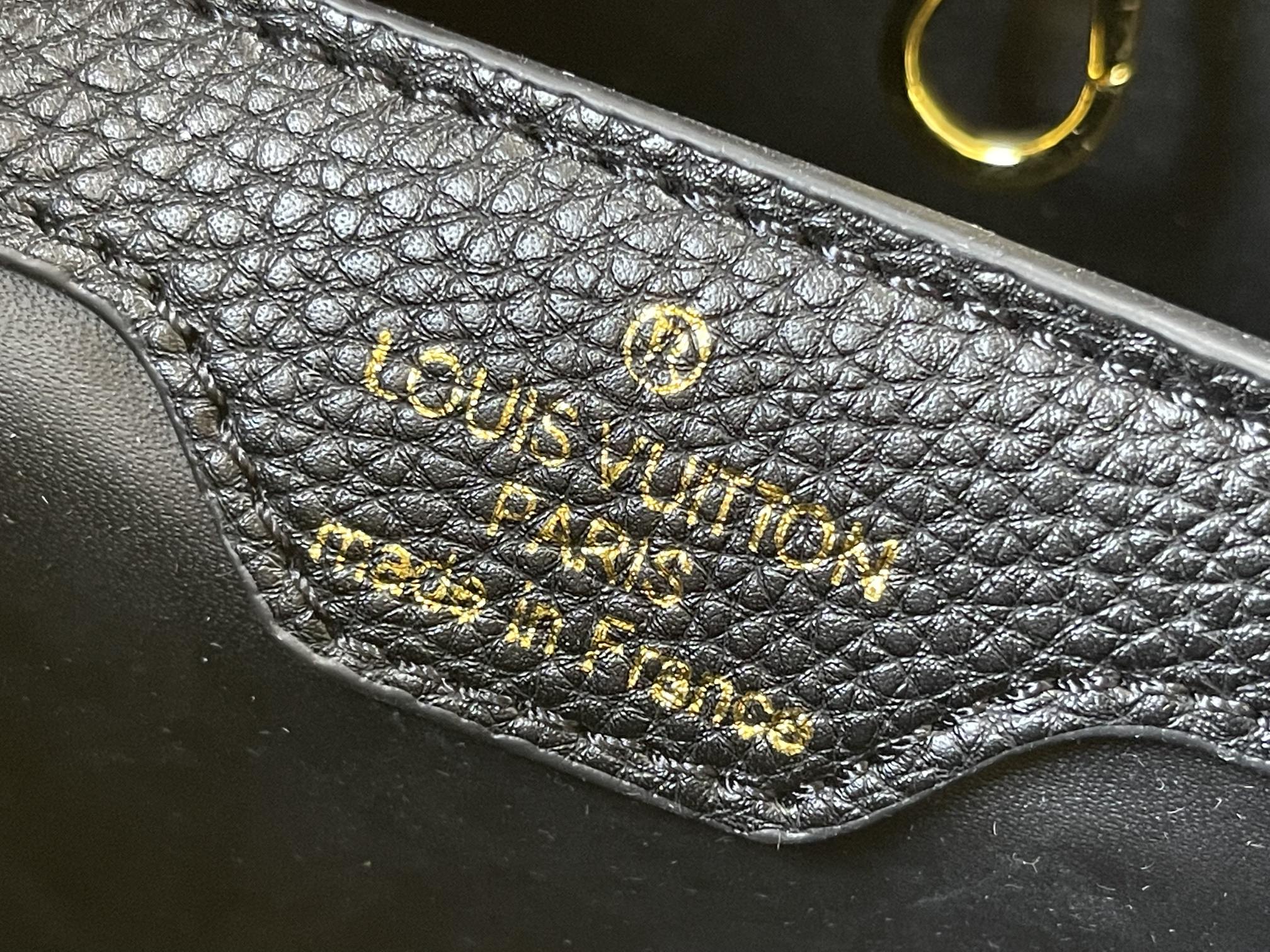 Louis Vuitton Capucines Mm Black 27Cm M59466