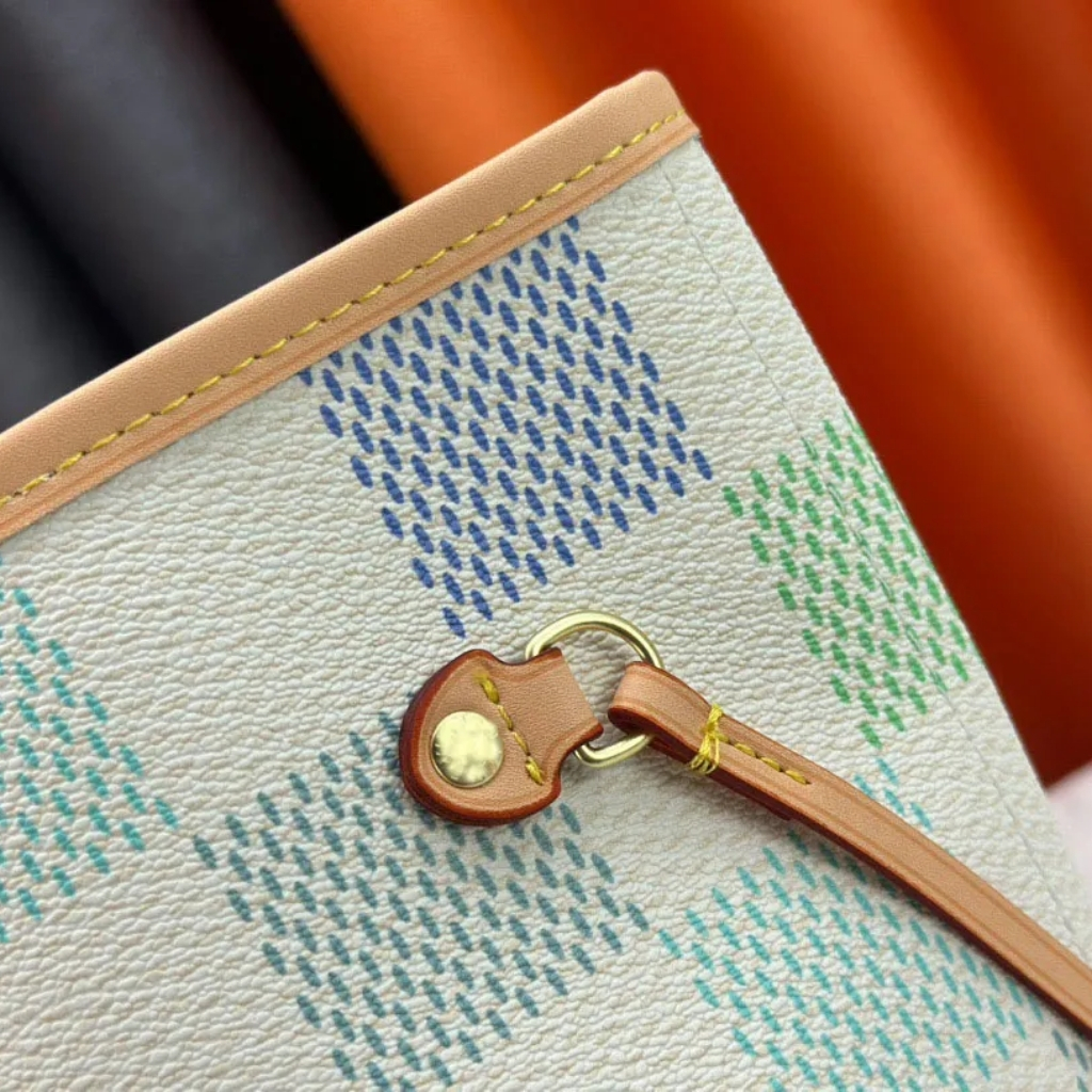 Louis Vuitton Neverfull MM Damier Canvas Pistachio 31Cm